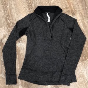 Lululemon gray sweatshirt size 6